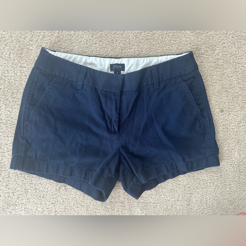 J. Crew 3.5” classic chino Shorts- Navy blue